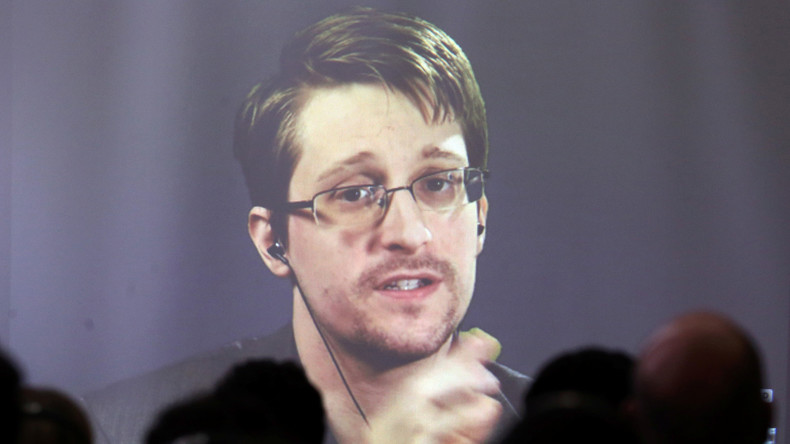 Edward Snowden über Russland, Spionagemikrowellen und Internetsicherheit auf der CeBit