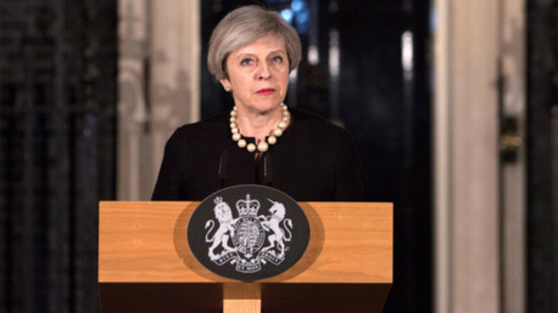 Theresa May: Attentäter von London war britischer Staatsbürger und Geheimdiensten bekannt
