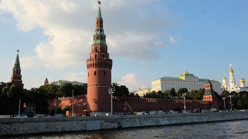 Ein Jahr vor der Präsidentenwahl: Putin wird letzte Amtszeit für umfassende Reformagenda nutzen