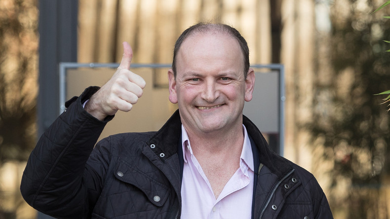 Einziger UKIP-Abgeordneter im House of Commons gibt Parteibuch ab