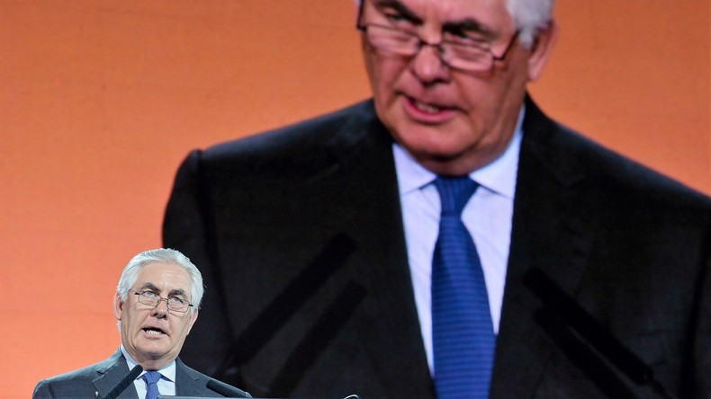 Nato-Treffen: Tillerson wettert gegen "russische Aggression"