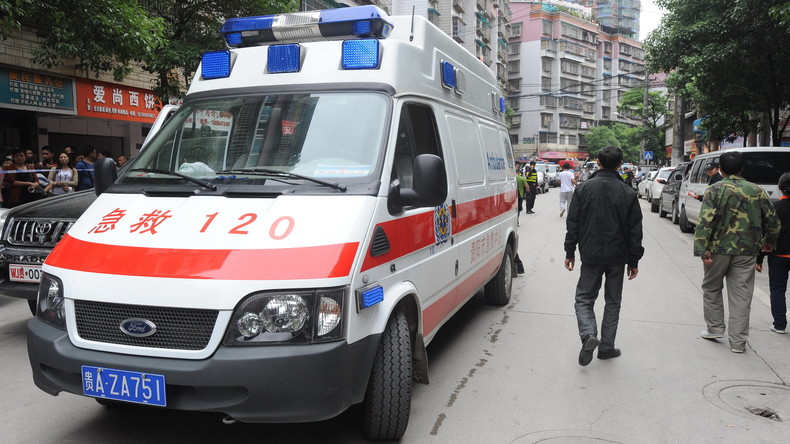 Bus mit 23 Fahrgästen in China verunglückt – Mindestens vier Todesopfer