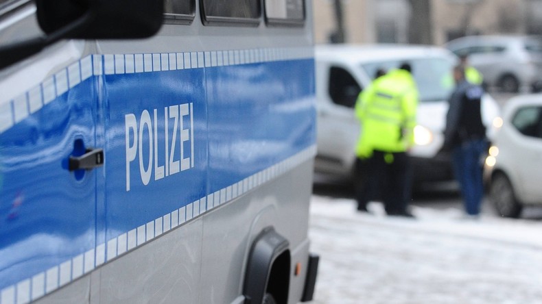 Landesministerium warnt vor IS-Messerattacken auf Polizisten