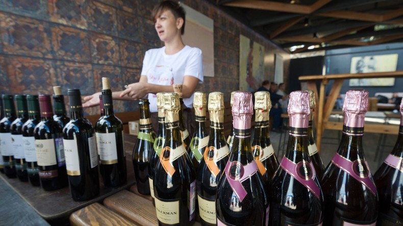 Bei Weinmesse in Italien Produktion aus der Krim beschlagnahmt