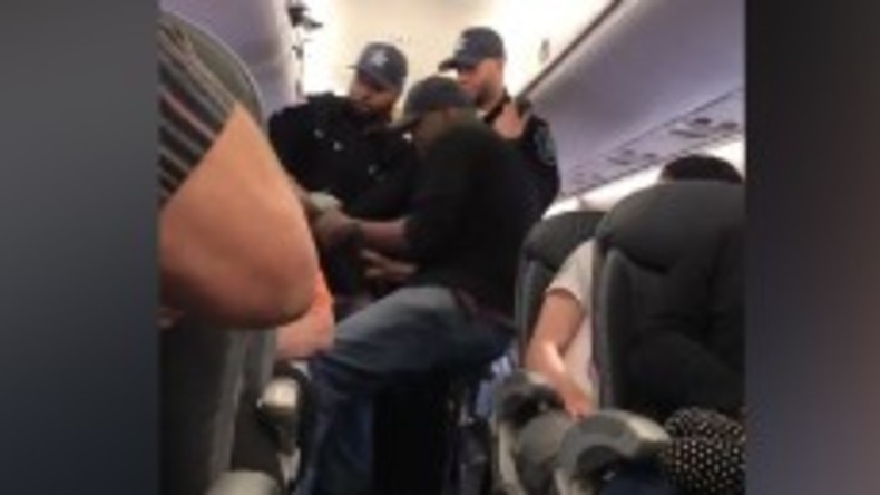 USA: Passagier von Polizei aus Flugzeug geprügelt, der Flug war überbucht