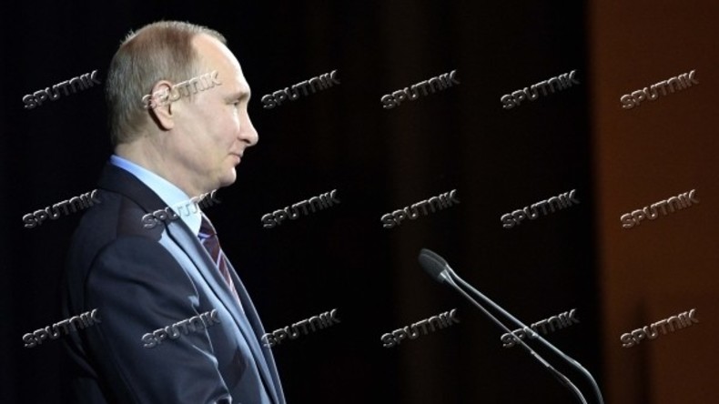 Putin zum russischen Tag der Kosmonauten: Russland muss sein Weltraumpotential entwickeln