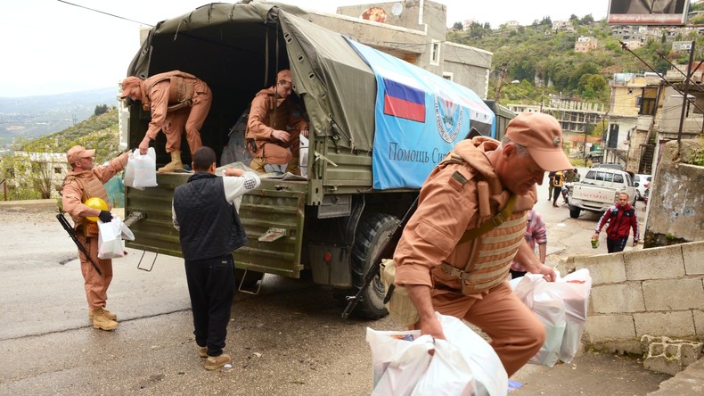 Über 3.000 Syrer bekommen Hilfsgüter von russischen Militärs