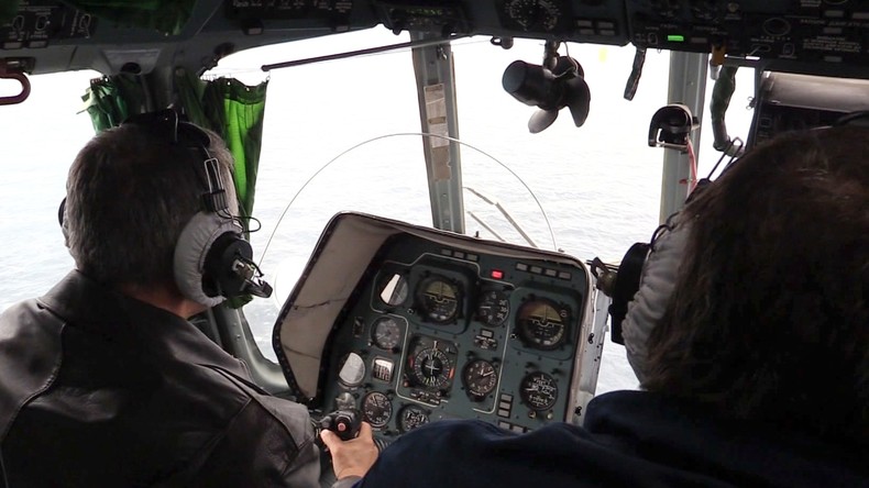 Russische Bergungskräfte suchen nach Überlebenden bei Schiffbruch im Schwarzen Meer