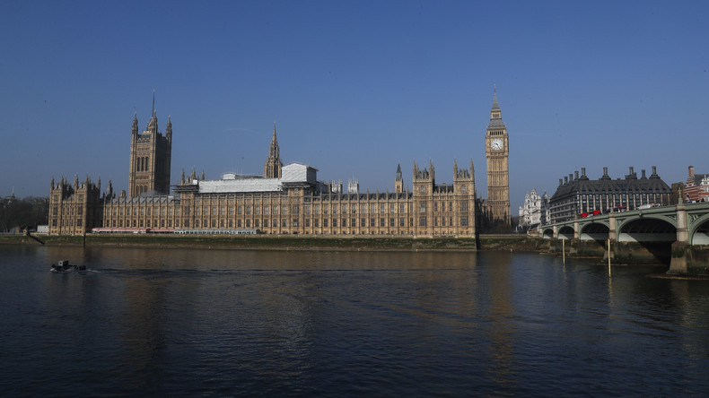 Britisches Parlament beschließt Neuwahlen am 8. Juni