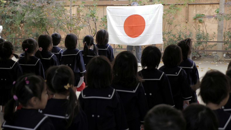 "Sterben für Japan" – Wiederbelebung eines kaiserlichen Erziehungsedikts wegen Korea-Krise