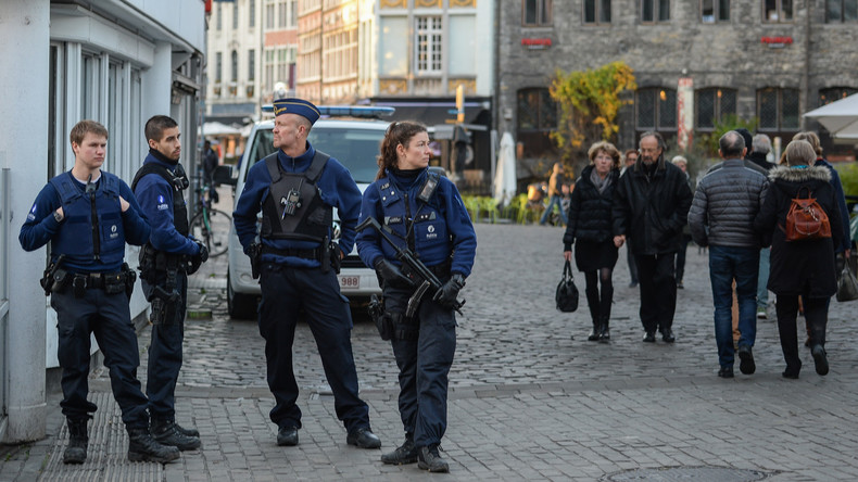 Belgien: Gesuchter Mann stellt sich in Antwerpen - Beteiligung an Paris-Attacke nicht bestätigt