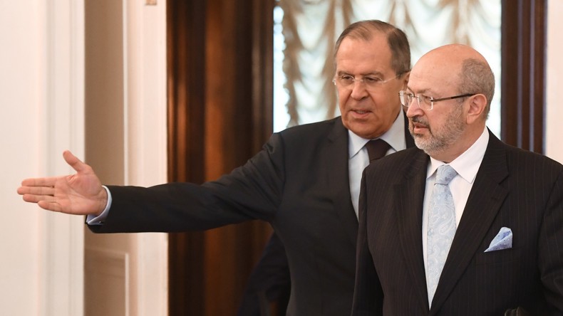 Sergei Lawrow fordert transparente Untersuchung des Todes des OSZE-Beobachters im Donbass
