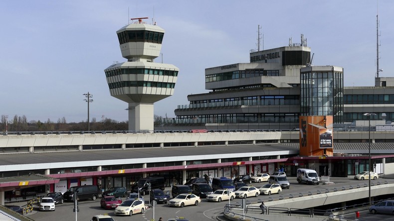 Flughafen Berlin-Tegel kann Flugverkehr wieder aufnehmen - Polizeieinsatz dauert an