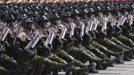 Nordkorea feiert 85. Jahrestag der Armee mit großangelegter Artillerie-Übung