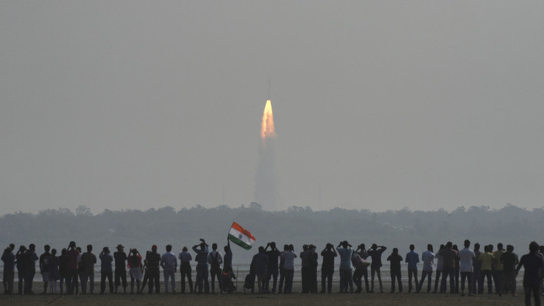 Indien verbessert diplomatische Beziehungen mit Südasien durch Start eines Kommunikationssatelliten