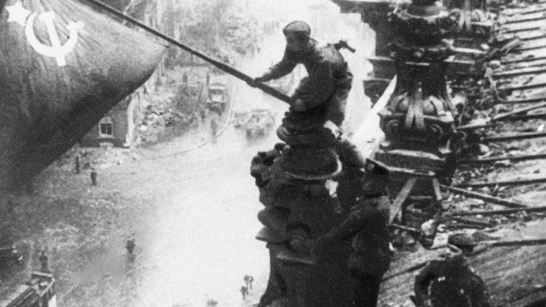 RT-Umfrage in den USA zum Tags des Sieges am 9. Mai: Wer hat Berlin eingenommen?