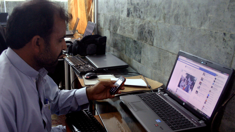 Pakistan sperrt mehr als 12.000 Internetseiten wegen Gotteslästerung
