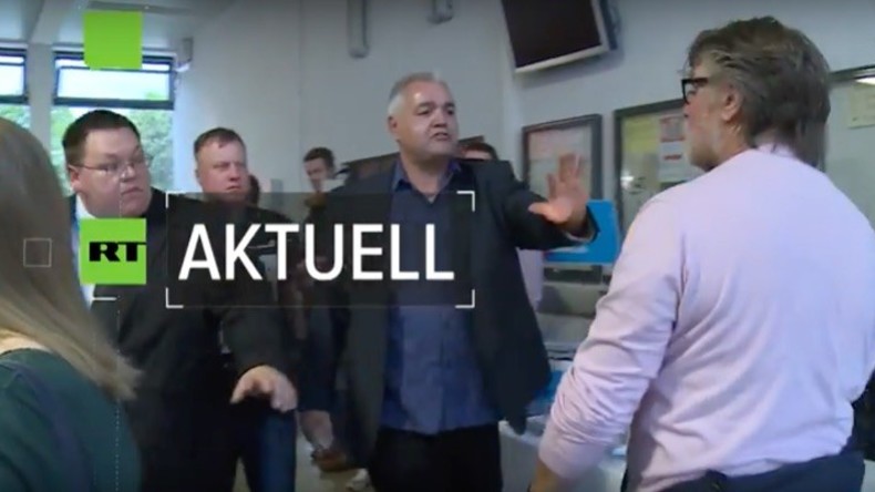 Turbulenter Start: Frauke Petry als Wahlkampfhelferin in NRW