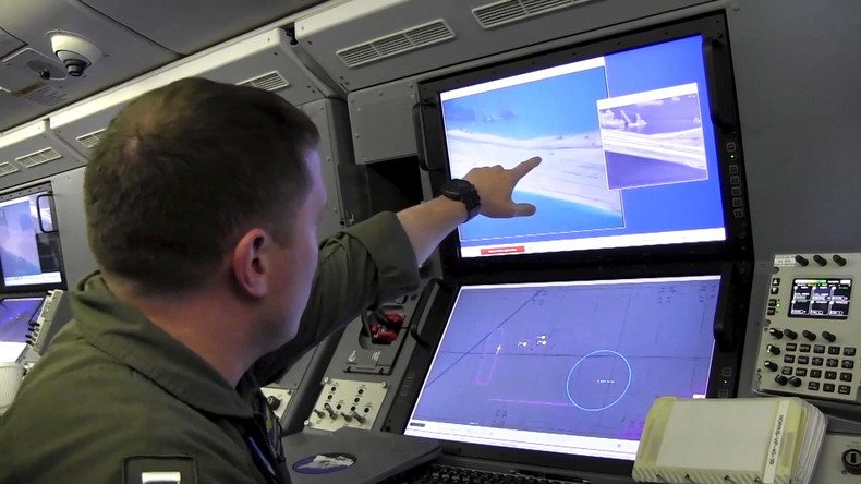 Russisches Verteidigungsministerium: Su-30 Kampfjet fing US-Spionageflugzeug über Schwarzen Meer ab
