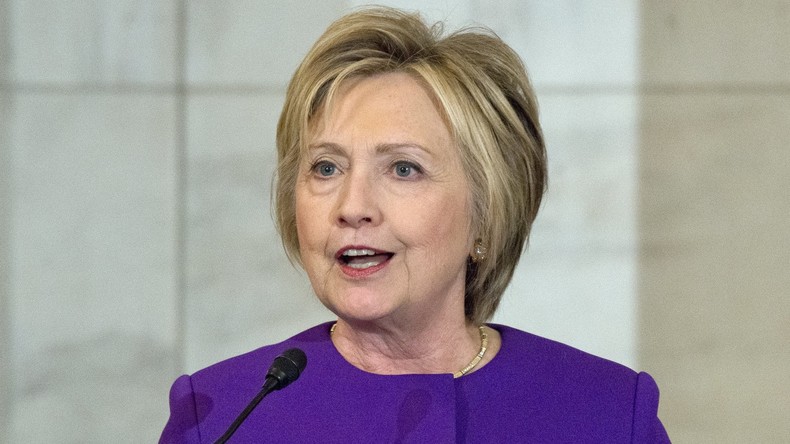 Hillary Clinton mit Spendeninitiative zurück in der Politik