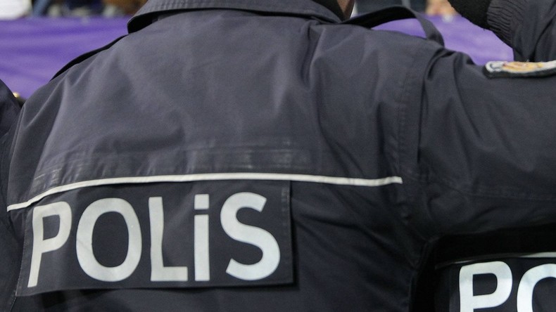 Zwei Festnahmen bei Razzia gegen Akademiker im Hungerstreik in Ankara