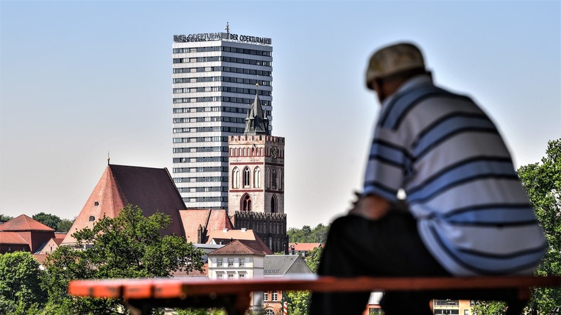 Deutschland unterschiedlich alt: Kluft zwischen Ost und West beträgt bis zu zehn Jahren