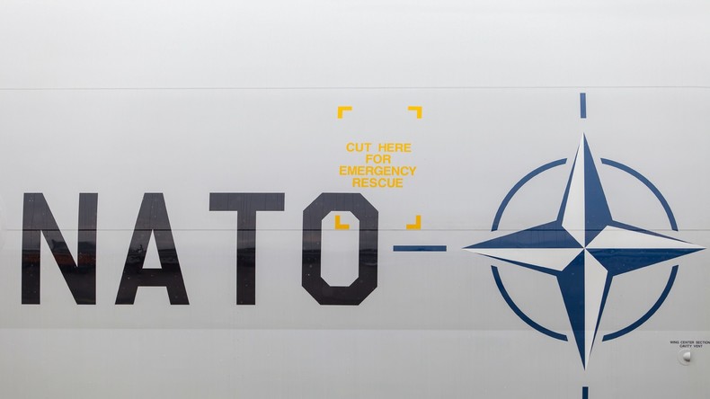 Berlin rechnet mit NATO-Beteiligung an Anti-IS-Koalition