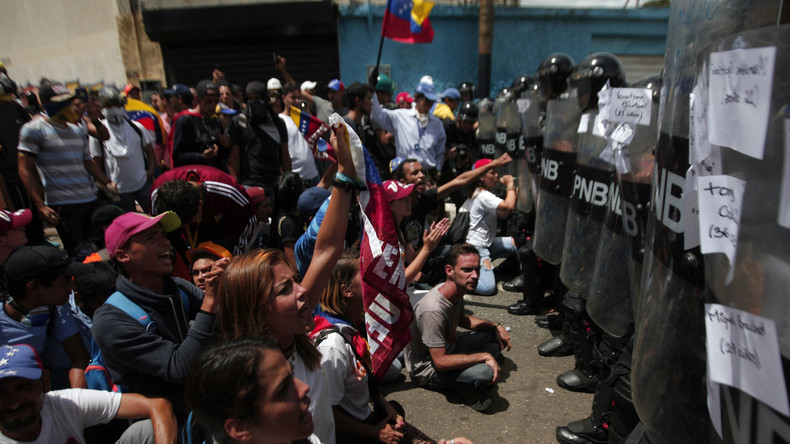 Menschenrechtsorganisation kritisiert Militäreinsätze gegen Demonstranten in Venezuela