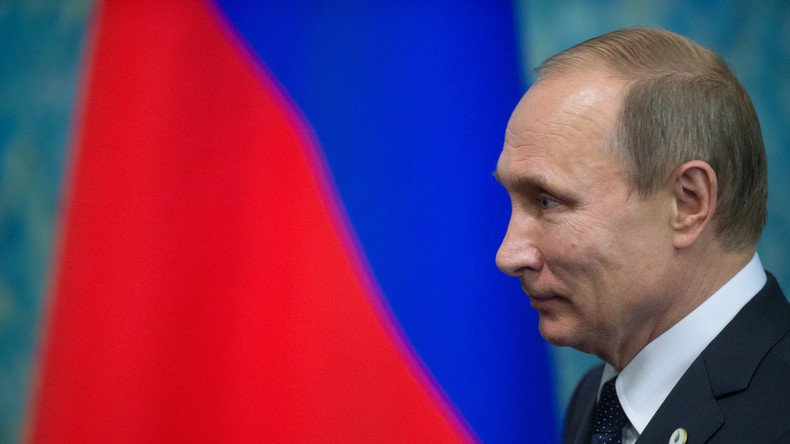 Putin und Macron: Treffen in Versailles zum 300. Jahrestag des Besuchs Zar Peters I. in Frankreich