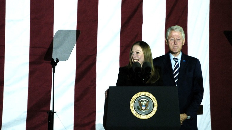 Nach Mamas Niederlage versucht es die Tochter: Chelsea Clinton äußert Präsidentschaftsambitionen