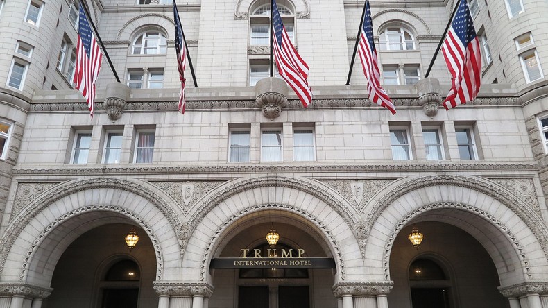 Polizei nimmt Mann in Trump-Hotel fest - Waffen sichergestellt