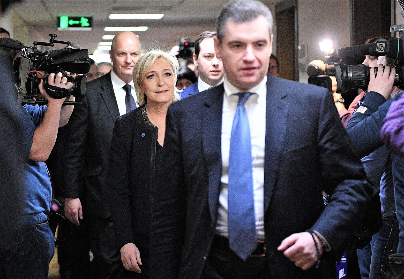 Russland zum Macron-Sieg: Viel Skepsis, trotzdem Hoffnung