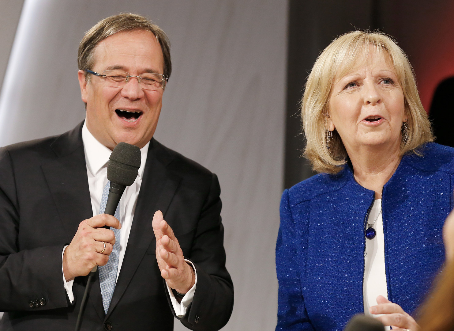 Live-Updates zur NRW-Wahl: CDU siegt, FDP zweistellig, starke Verluste für Rot-Grün, Linke bei 4,9 %