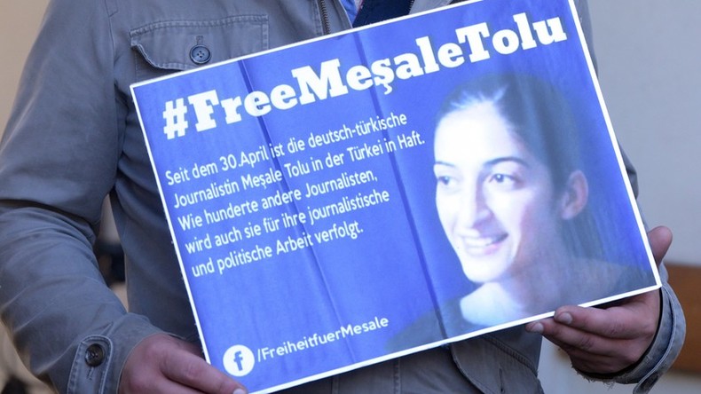 Diplomaten besuchen erstmals inhaftierte deutsch-türkische Journalistin in der Türkei