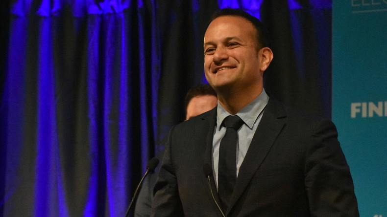 Regierungsumbildung in Irland: Schwuler Minister wird Premier