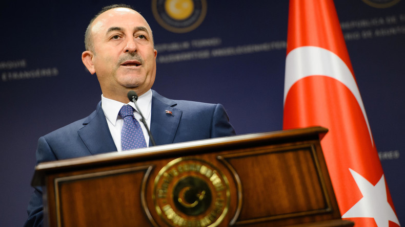 Türkischer Außenminister Cavusoglu: Europäische Geheimdienste nutzen Journalisten als Agenten
