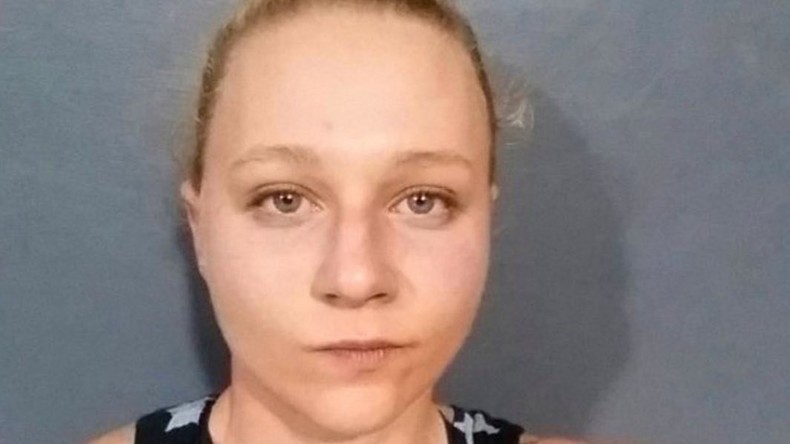 FBI verhaftet Whistleblowerin wegen Weitergabe von Informationen über "russische Hacker"
