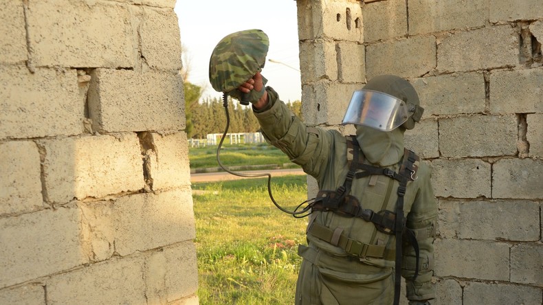 Syrische Militärpioniere beginnen mit Entschärfung von Sprengsätzen in Homs