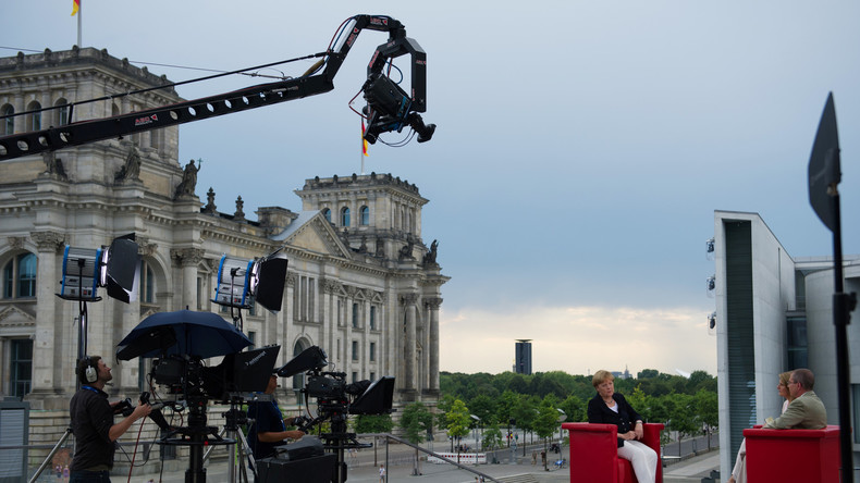 Mutti wird es schon richten! - Die Erfüllungsgehilfin und ihre Hofjournalisten