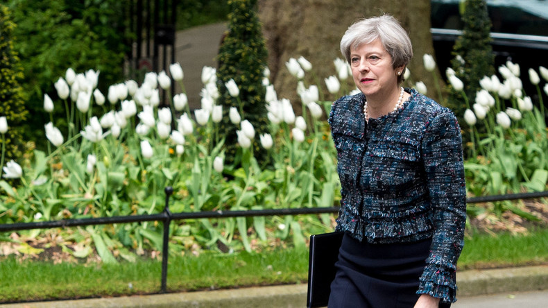May will Queen um Erlaubnis für Regierungsbildung bitten