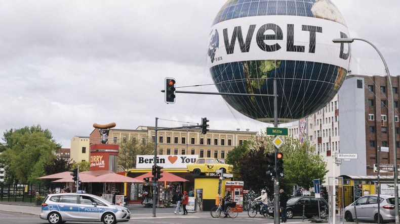 Befangener Journalismus in Deutschland: "Die Welt" ist nicht genug