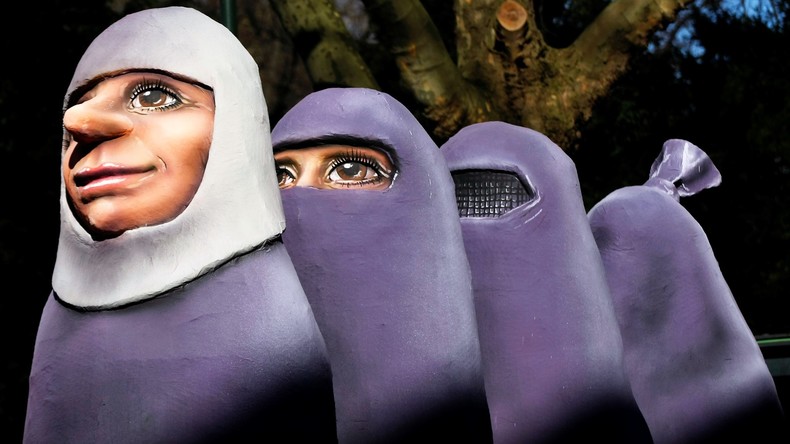 Integrationspaket in Österreich beschlossen: Gemeinnützige Arbeit und Burka-Verbot