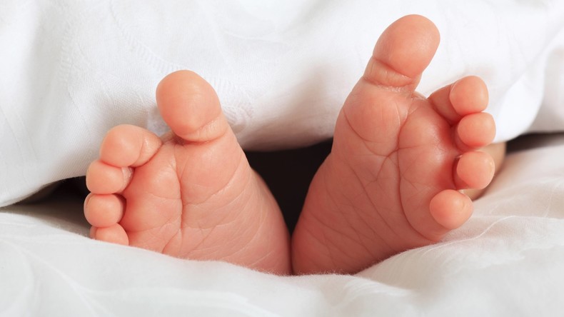 Menschenrechtsgericht: Todkrankes Baby muss weiter behandelt werden