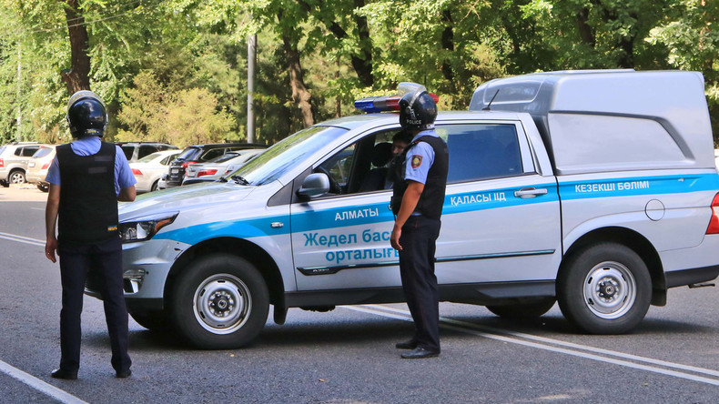 Neun usbekische Gastarbeiter bei Busunfall in Kasachstan getötet