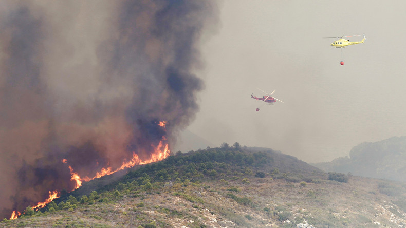 Spanische Behörden evakuieren über 2.000 Menschen wegen Waldbrand