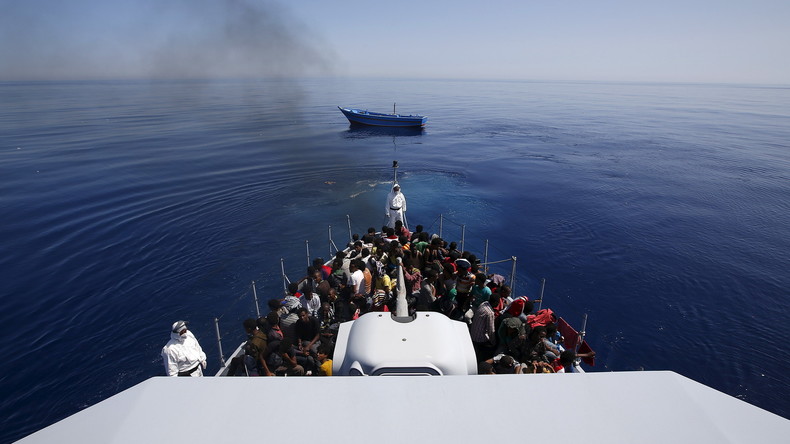 Italienische Polizei nimmt Schlepper wegen Misshandlung von Migranten fest