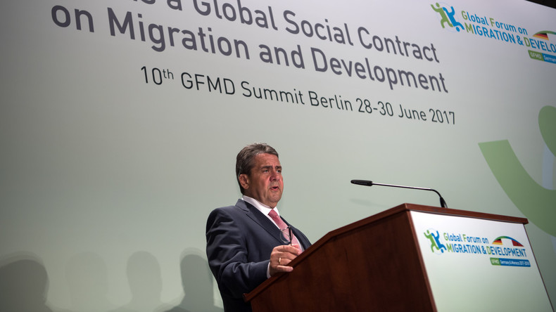Gabriel wirbt für neue Migrationspolitik - weniger Verbote