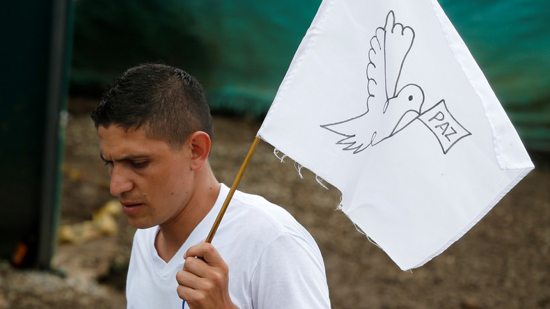 Kolumbien: Nach Waffenabgabe durch die FARC muss die Regierung liefern
