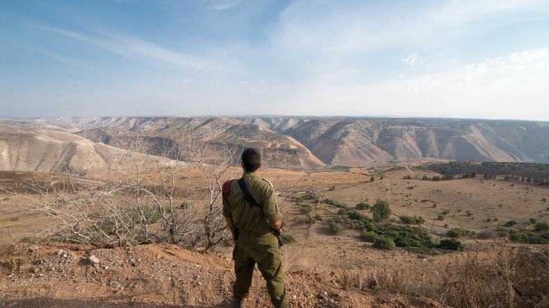 Israel greift nach Beschuss syrische Militärstellung an
