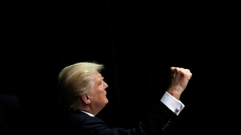 Medien-Wrestling: Trump "knockt CNN aus"